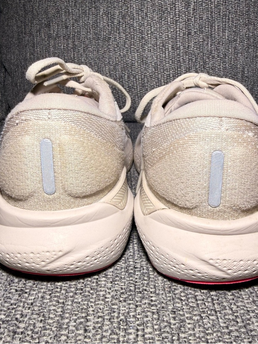 BROOKS  Women’s Adrenaline GTS 24 Running Shoes Chateau Grey Coconut Pink Size 9 - Picture 12 of 14
